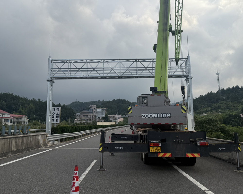 高速龍門(mén)架施工